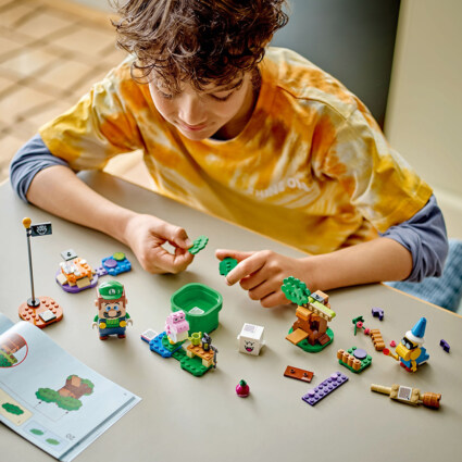 LEGO 71440 Äventyr med interaktiva LEGO® Luigi™
