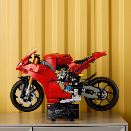 LEGO 42202 Ducati Panigale V4 S motorcykel