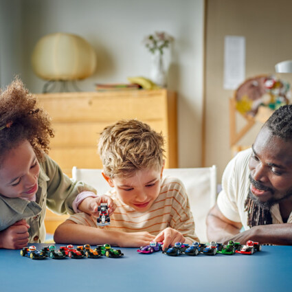 71049 F1® racerbilar att samla