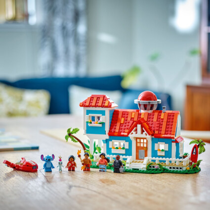 LEGO 43268 Lilo och Stitch – strandhus
