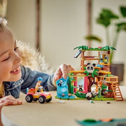 LEGO 42648 Pandareservat