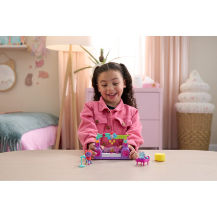 Gabby's Movie Pawsome Party Room Story Set