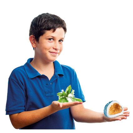 Giant Crystals & Precious Stones