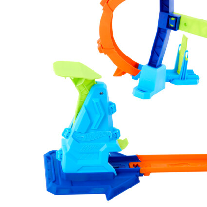 Hot Wheels Stunt Tracks Corkscrew Jump Champion