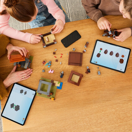 LEGO 21278 Plundrarvakttorn och vildtjur