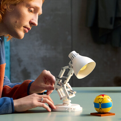 LEGO 21357 Disney Pixar Luxo Jr.