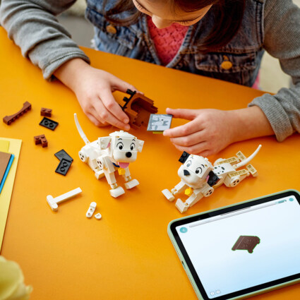 LEGO 43271 101 Dalmatiner – Lucky och Penny