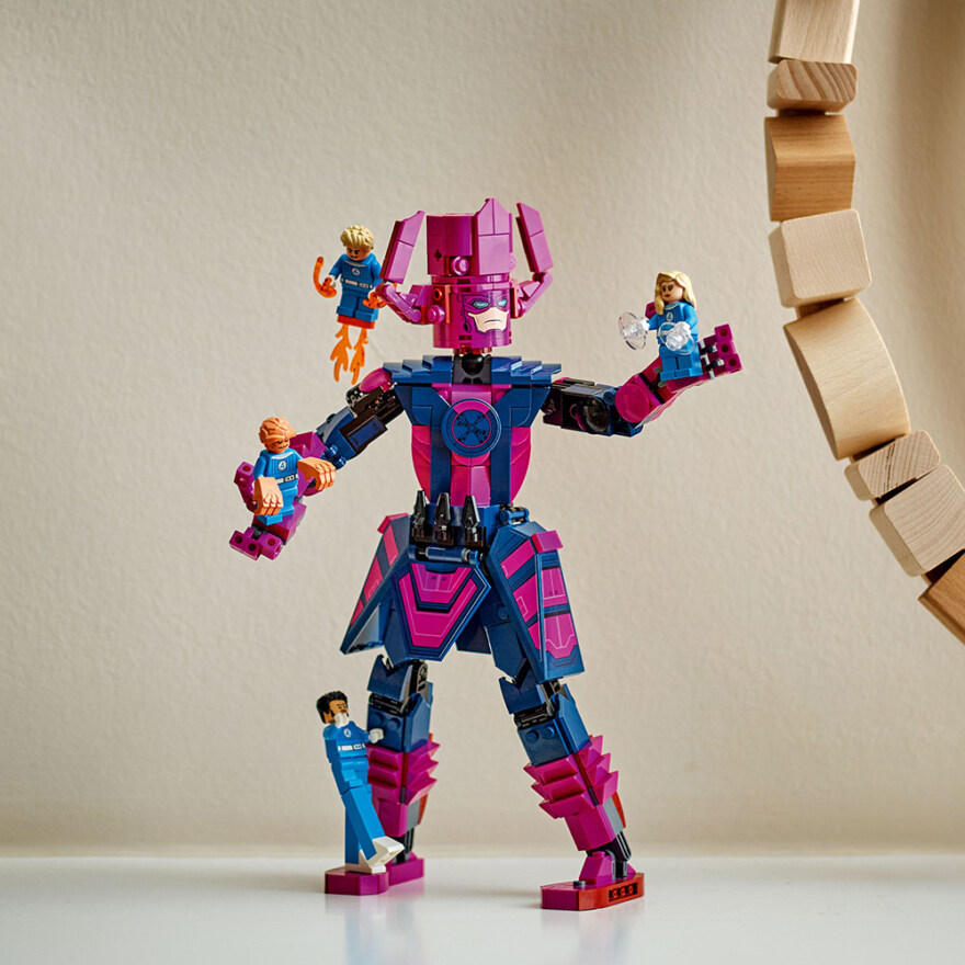 LEGO 76316 Fantastic Four mot Galactus – byggfigur - lekextra.se