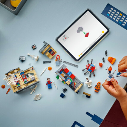 LEGO 72043 Mario Kart™ – Interaktiv LEGO® Mario™ & Standard Kart