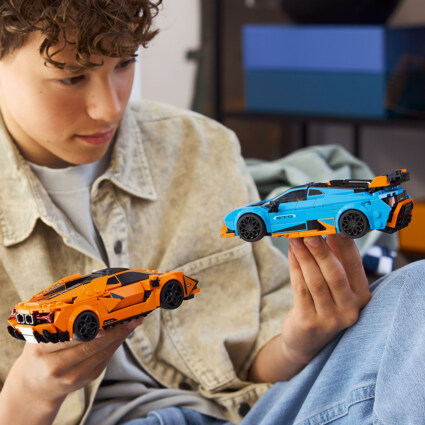 LEGO 77238 Lamborghini Revuelto & Huracán STO