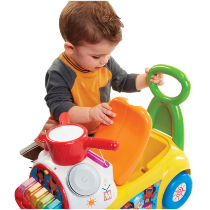 Ride on Fisher Price Ultimate Music Parade