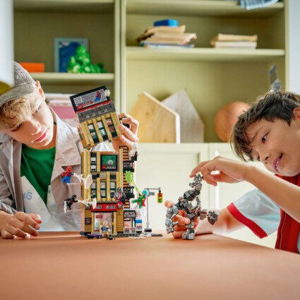 LEGO 76342 Spider-Man mot Mysterio: Daily Bugle