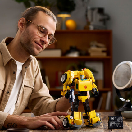 LEGO 10338 Bumblebee
