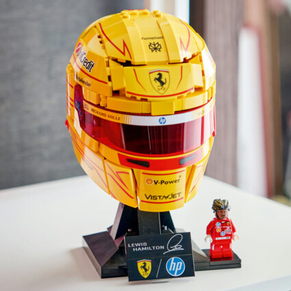 LEGO 43022 Scuderia Ferrari HP Lewis Hamilton hjälm