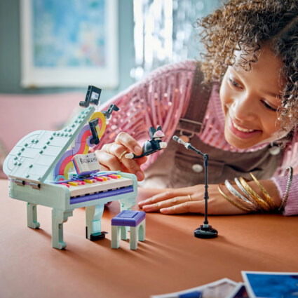 LEGO 31392 Flygel med musikdekorationer och katt