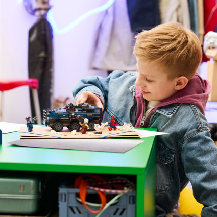 LEGO 76349 Spider-Mans fängelsetransportjakt