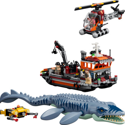 LEGO 77983 Dinosaurieattack med båt och mosasaurus
